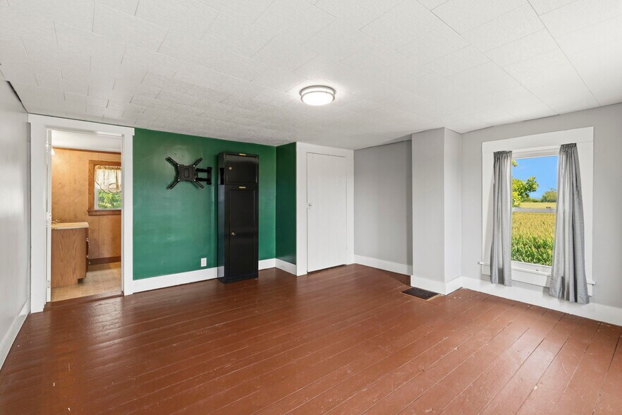 More Photos Of 9228 Stoutsville Pike, Stoutsville Land For Sale