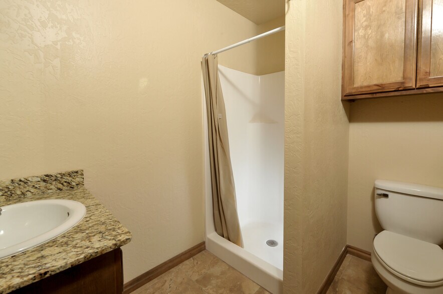 More Photos Of 111 E St, Elgin Apartments For Sale