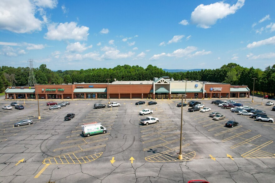 More Photos Of 2500 Springs Rd, Hickory Unknown For Lease