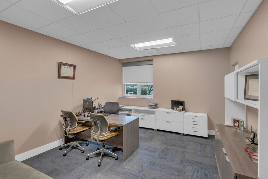 More Photos Of 100 Gaither Dr, Mount Laurel Medical For Lease