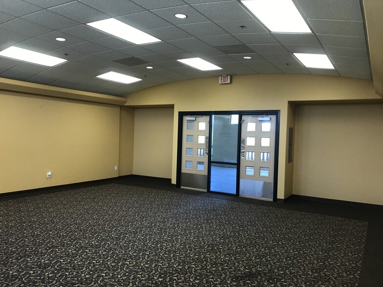 More Photos Of 1310 W St Marys Rd, Tucson Medical For Lease