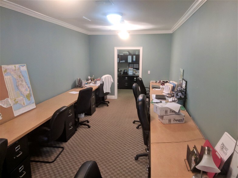 More Photos Of 2573 Barrington Cir, Tallahassee Office For Lease
