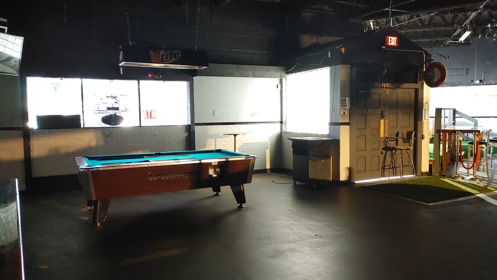 More Photos Of 1360 N State Road 7, Margate Freestanding For Lease