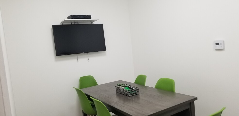 More Photos Of 200-202 S Lake Ave, Pasadena Medical For Lease