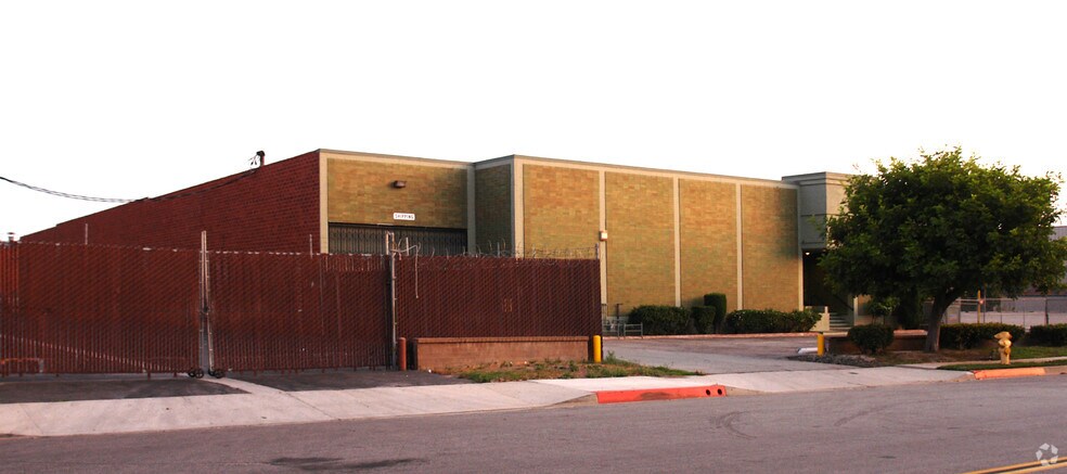More Photos Of 2934 E Las Hermanas St, Rancho Dominguez Warehouse For Lease