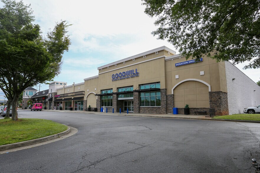 More Photos Of 10779 Alpharetta Hwy, Roswell Unknown For Lease