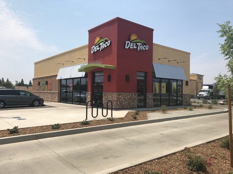 More Photos Of 2918 N Dinuba Blvd, Visalia Fast Food For Lease