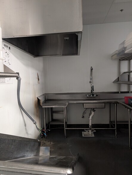 More Photos Of 5204 Colleyville Blvd, Colleyville Restaurant For Lease