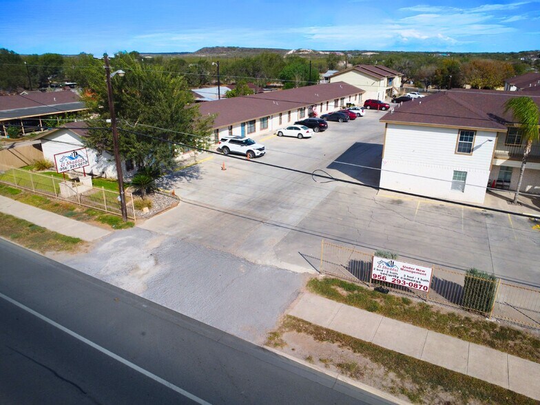 More Photos Of 5007 US Highway 83, Rio Grande City Apartments For Sale