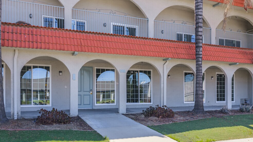 More Photos Of 1353 E Devonshire Ave, Hemet Assisted Living For Sale