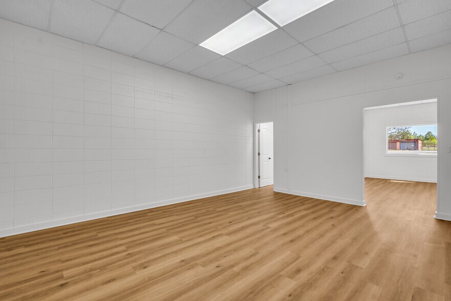 More Photos Of 110 Willow Rd, Starkville Light Distribution For Sale