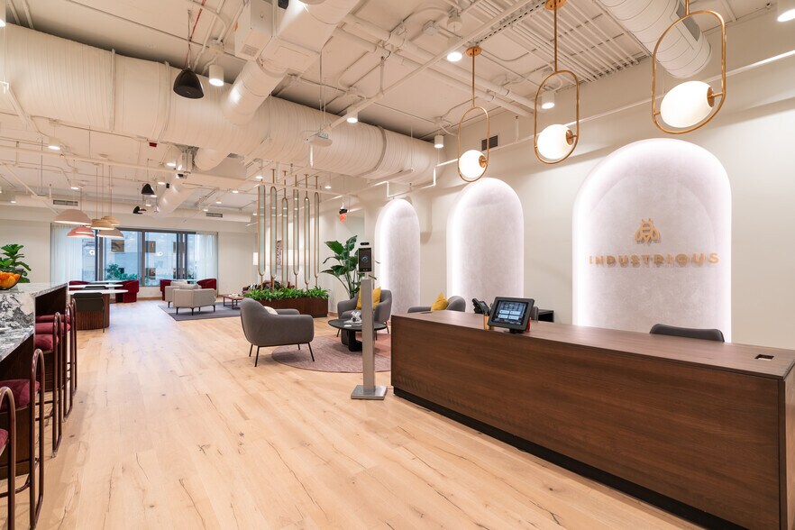 More Photos Of 150 Fayetteville St, Raleigh Office For Lease