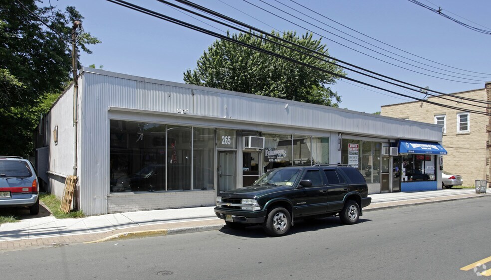 More Photos Of 259-265 Main St, Keansburg Storefront For Lease