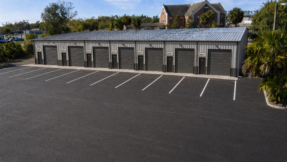 More Photos Of 2011 S Jefferson St, Perry General Retail For Sale