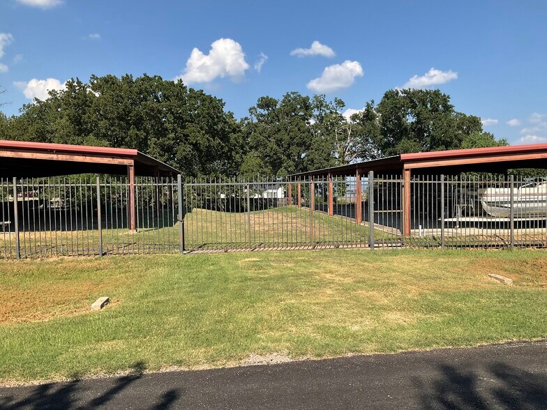 Primary Photo Of 761 SE County Road 3190, Corsicana Land For Sale