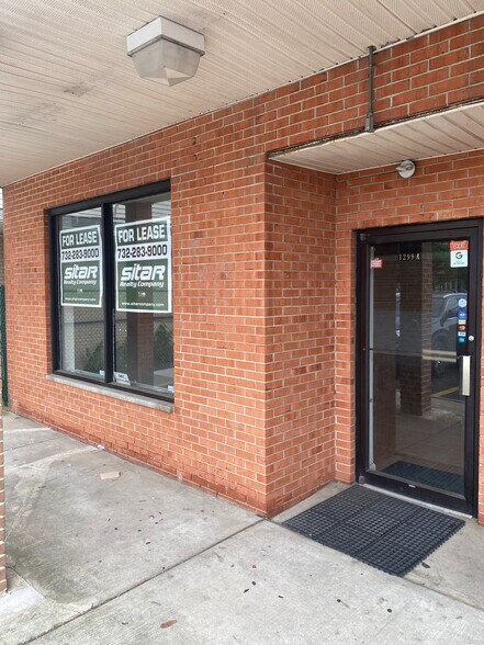 More Photos Of 1299 Roosevelt Ave, Carteret General Retail For Lease