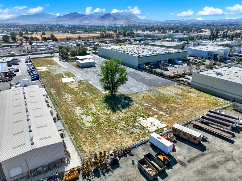 More Photos Of 225 & 263 Main St, Riverside Land For Sale