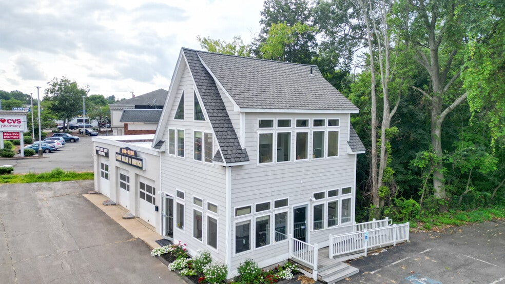 More Photos Of 202 Union St, Vernon Auto Repair For Sale