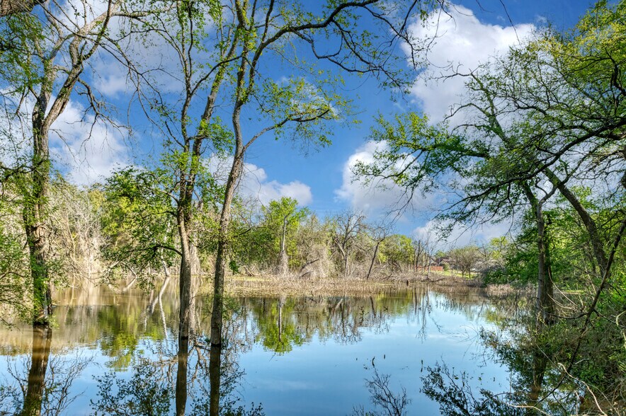 More Photos Of 4228 Hwy 377, Granbury Land For Sale