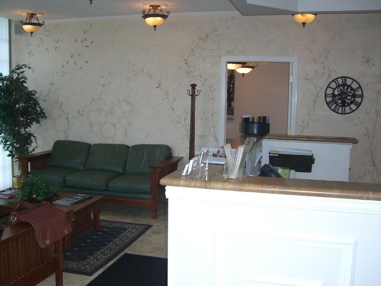 More Photos Of 23861 W McNichols Rd, Detroit Office For Sale