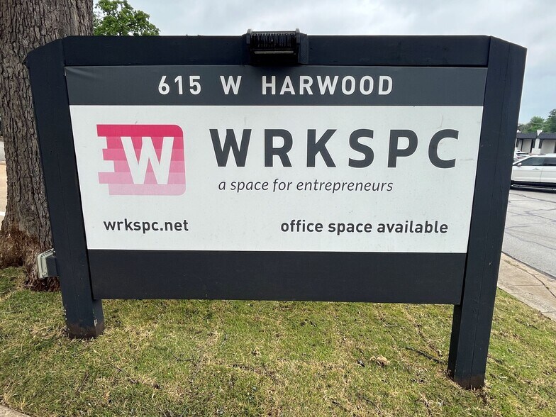 More Photos Of 615 W Harwood Rd, Hurst Medical For Sale