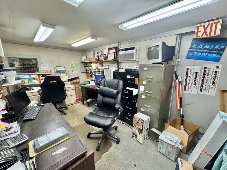 More Photos Of 554 Route 111, Hauppauge Storefront Retail Office For Sale