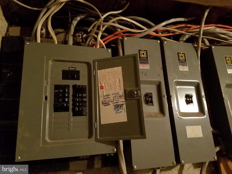 More Photos Of 633 Main St, Denver Apartments For Sale