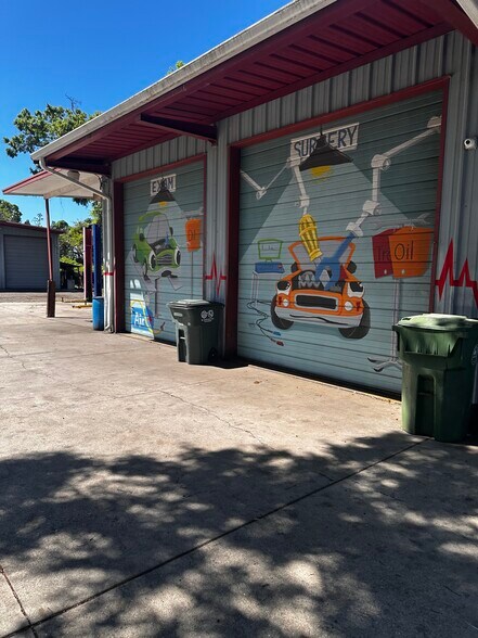 More Photos Of 807 18th Ave, Bradenton Auto Repair For Sale