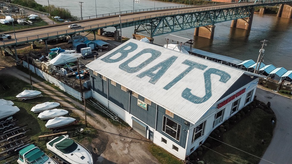 More Photos Of 1601 Bowne Ave, Charleston Freestanding For Sale