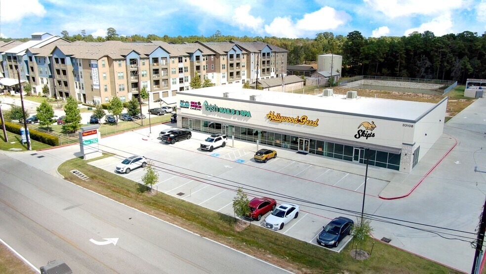 More Photos Of 33108 Magnolia Cir, Magnolia Storefront For Sale