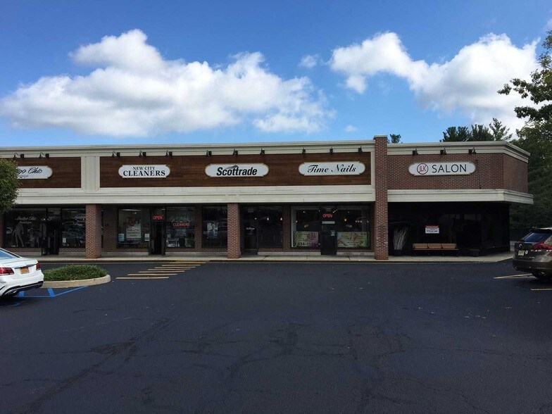 More Photos Of 272-300 S Main St, New City Storefront For Lease