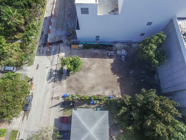 More Photos Of 120-122 NE 42nd St, Miami Land For Sale
