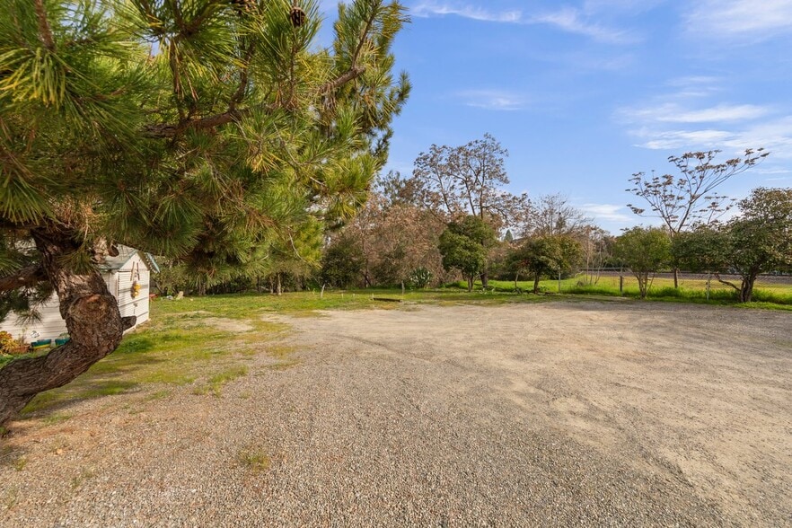 More Photos Of 635 Saint John St, Pleasanton Multifamily For Sale