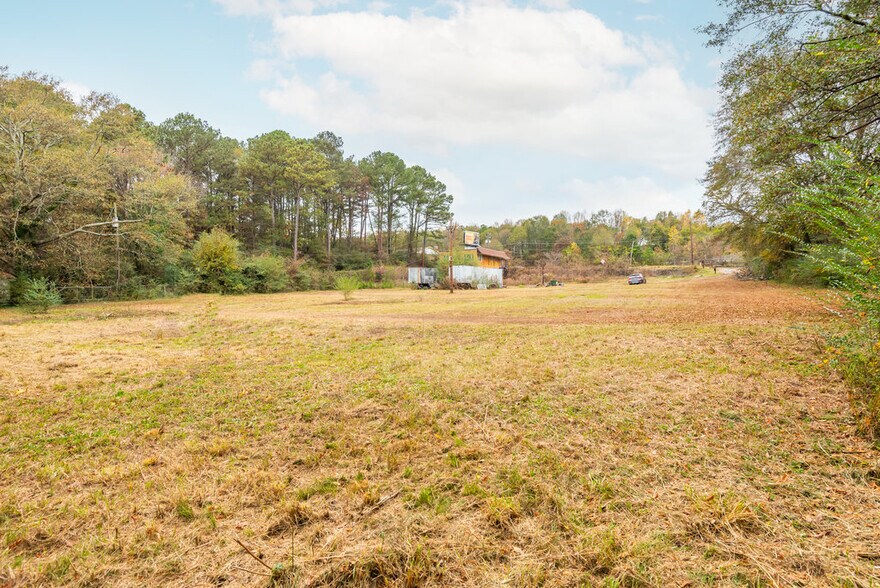 More Photos Of 2680 Martin Luther King Jr Dr SW, Atlanta Land For Sale