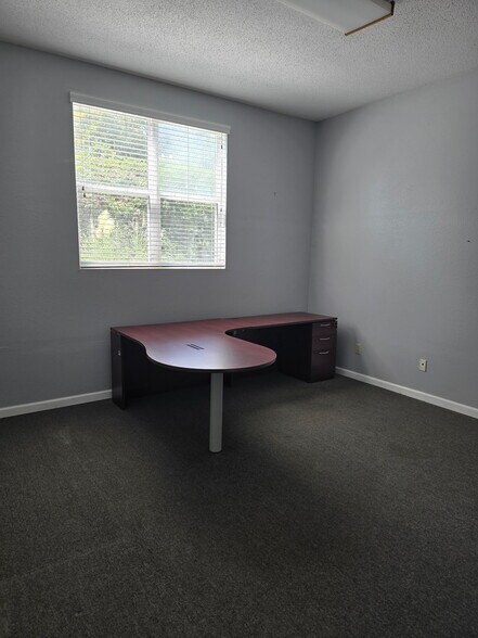 More Photos Of 1934 Dellwood Dr, Tallahassee Office Residential For Sale