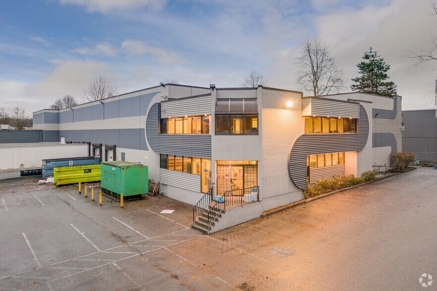 More Photos Of 69-71 Glacier St, Coquitlam Warehouse For Lease