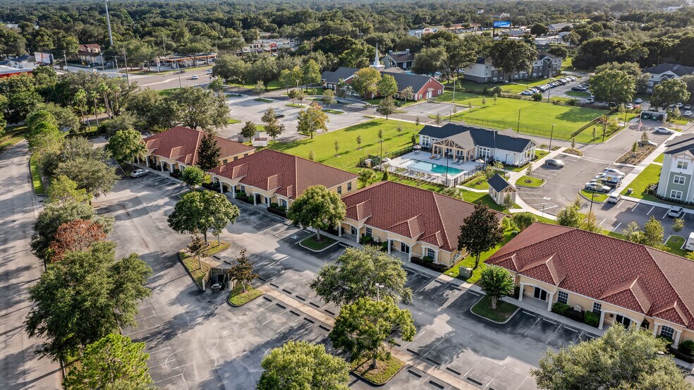 More Photos Of 1038-1040 E Brandon Blvd, Brandon Medical For Lease