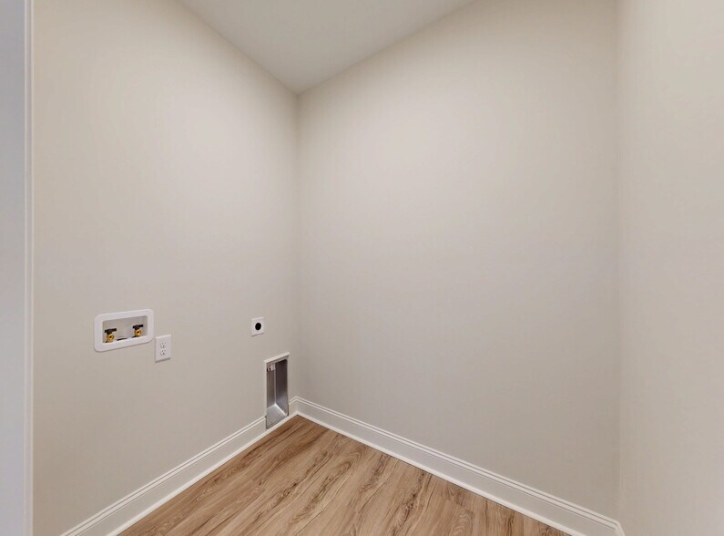 More Photos Of , Greenville Multifamily For Sale