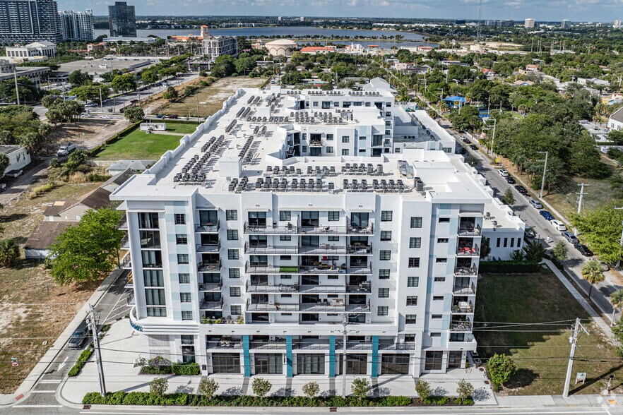 More Photos Of 609 2nd St, West Palm Beach Apartments For Lease