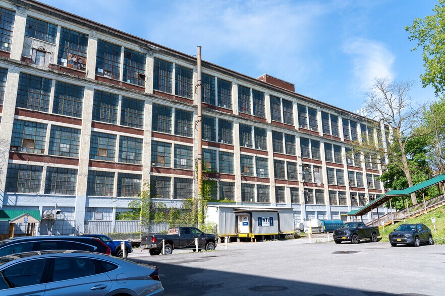 More Photos Of 50a Willow St, Amsterdam Industrial For Sale