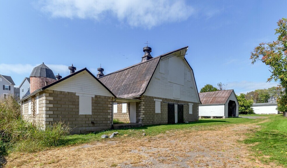 More Photos Of 1776 Atlas Dr, Frederick Specialty For Sale