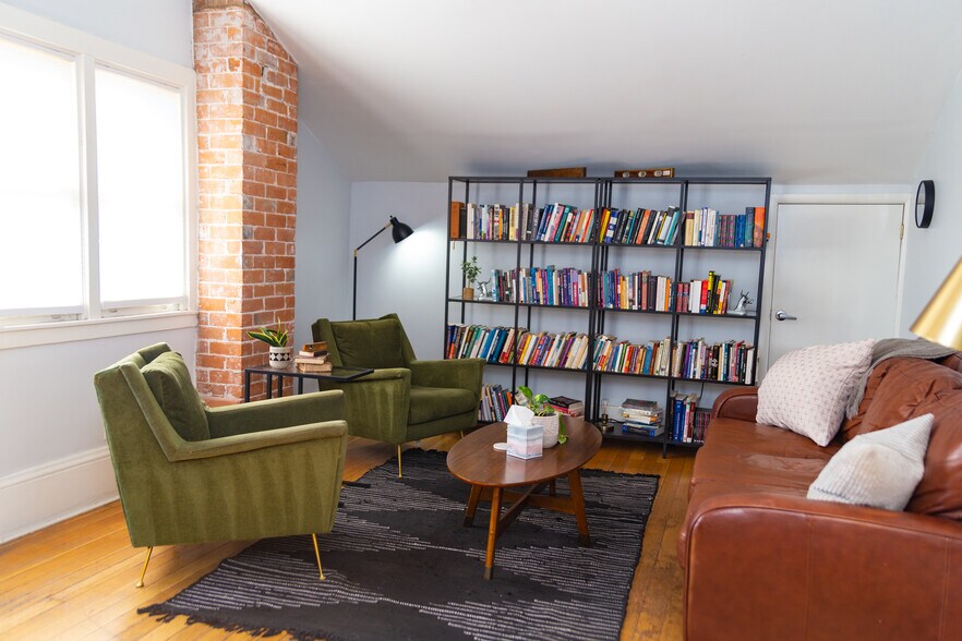 More Photos Of 531 E Lynwood St, Phoenix Office Residential For Sale