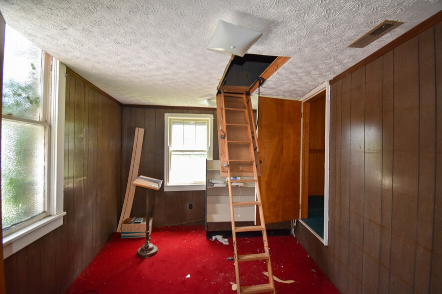 More Photos Of 65 Highland Ave, Lancaster Religious Facility For Sale