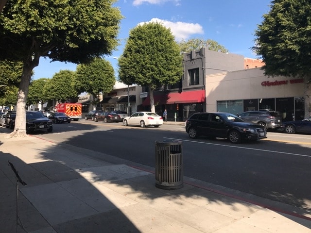 More Photos Of 265 S Robertson Blvd, Beverly Hills Restaurant For Lease