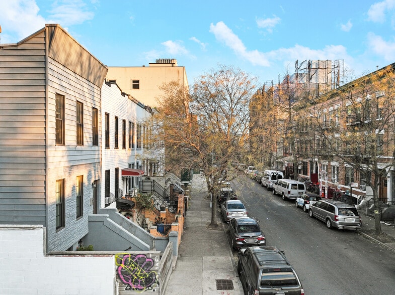 More Photos Of 119 33rd St, Brooklyn Apartments For Sale