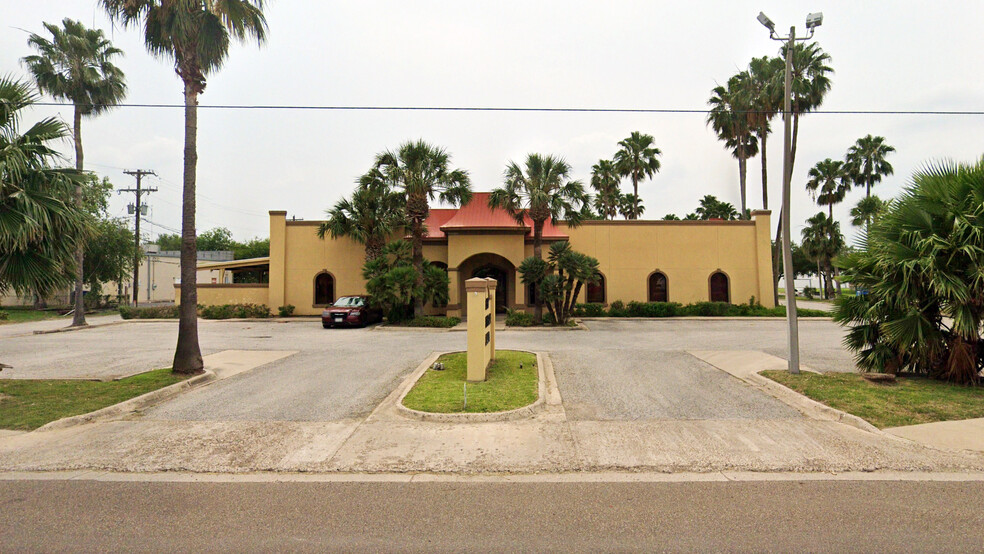 Primary Photo Of 6521 N 10th St, McAllen Medical For Lease