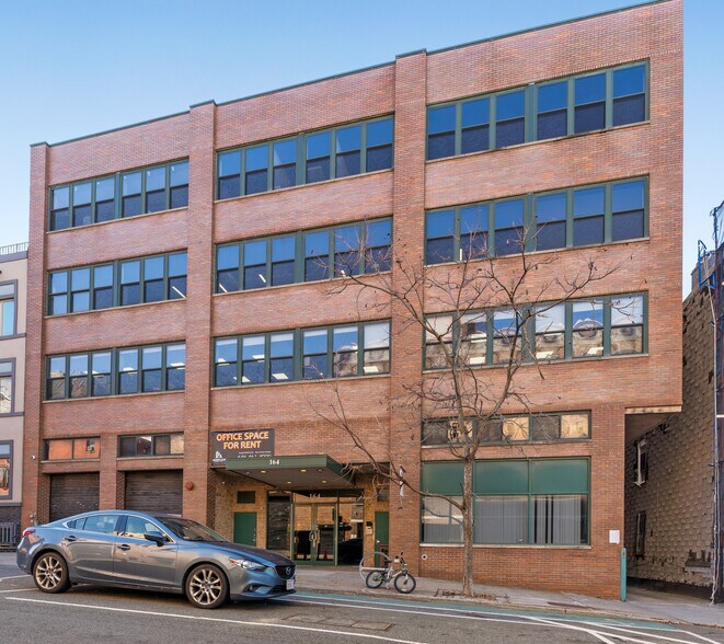 More Photos Of 164 20th St, Brooklyn Office For Lease