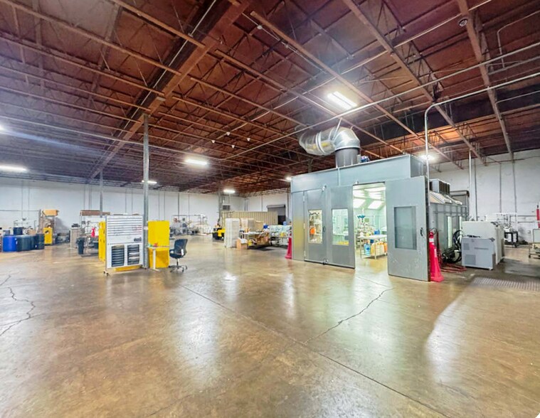 More Photos Of 9255 SE Mcbrod Ave, Portland Warehouse For Lease