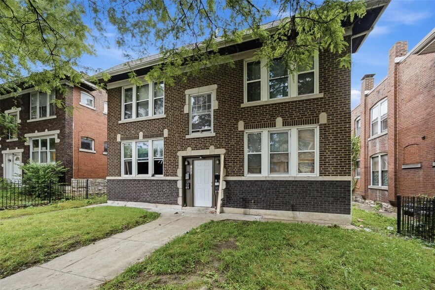 More Photos Of 2845 Meramec St, Saint Louis Multifamily For Sale