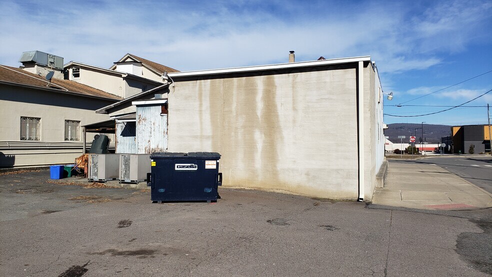 More Photos Of 3501 Birney Ave, Moosic Sports And Entertainment For Sale